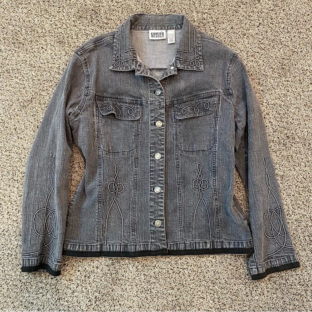 Vintage 90s Distressed Black Denim Jean Jacket Decorative Embroidery Grunge Y2K - Picture 4 of 9